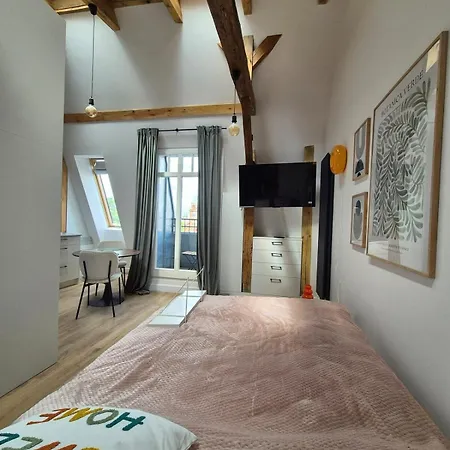 Between The Roofs Of Jezyce Lägenhet Poznań