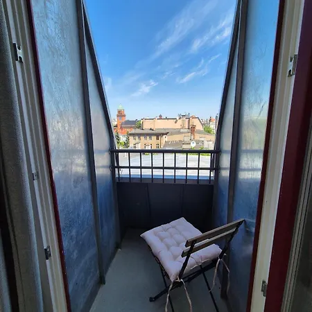Apartment Between The Roofs Of Jezyce *